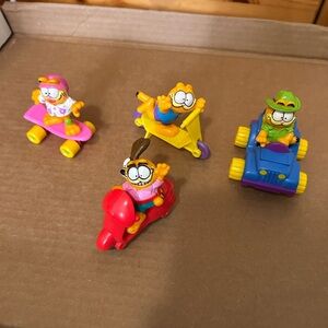 Set of 4 Garfield 1988 McDonald's Happy Meal Kids Toys bundle